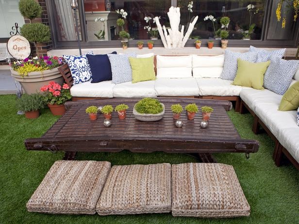 HGTV Outdoor SEctional