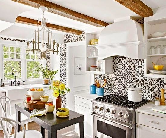 patterned-tile-in-kitchen