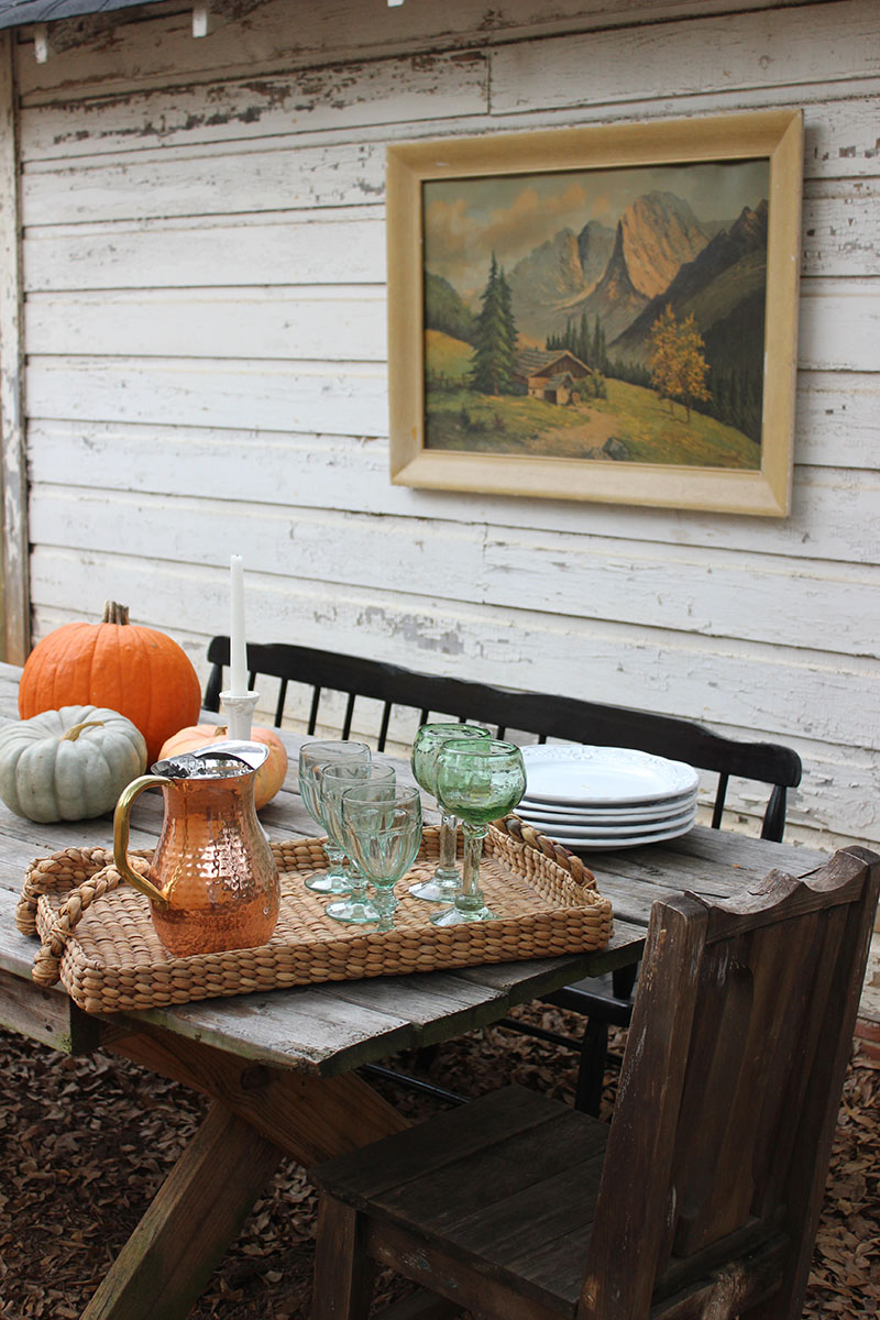 fall-outdoor-dinner-party