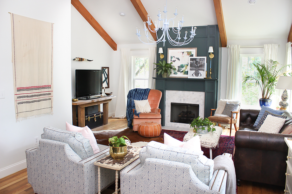colorful-and-eclectic-living-room
